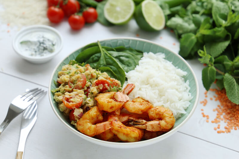 Salade riz indienne crevettes lentilles épinards